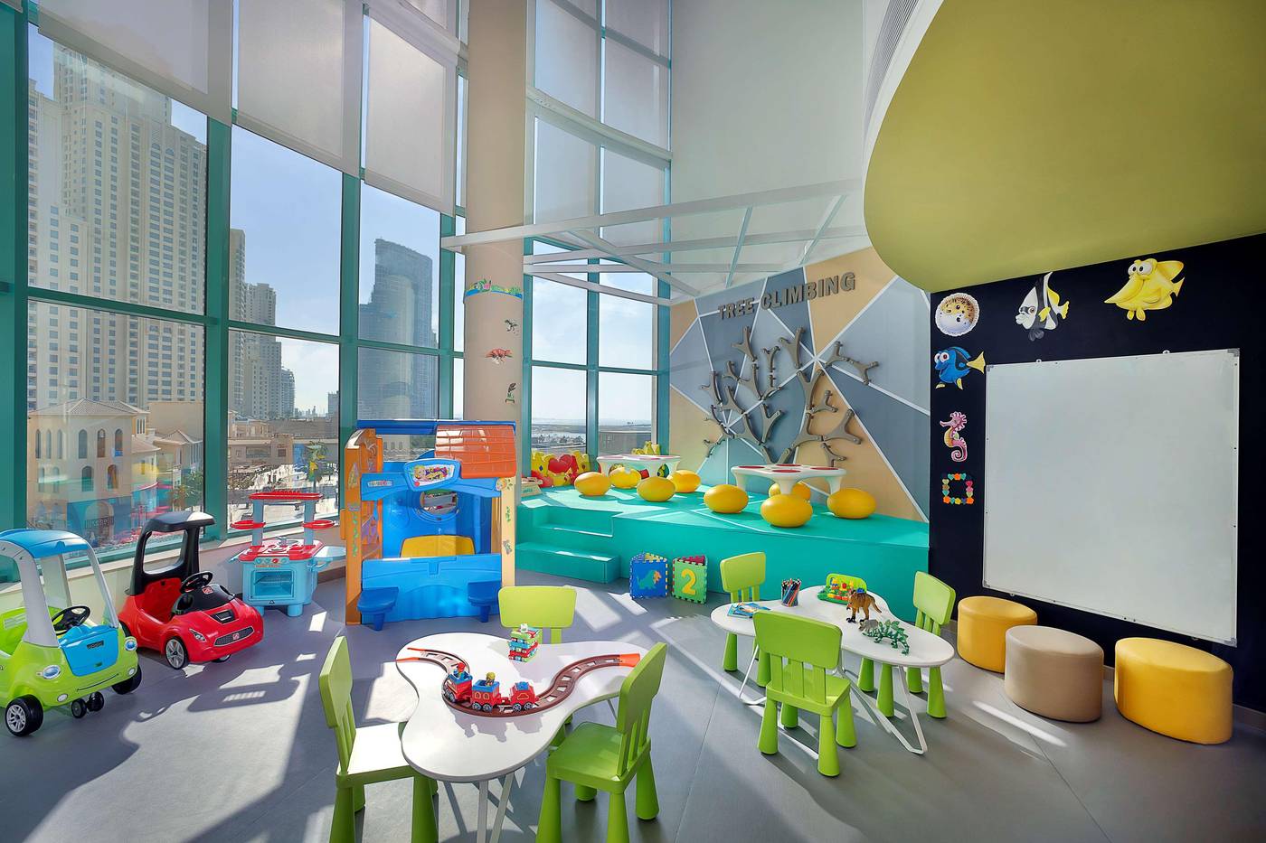 Hilton-Dubai-Jumeirah-Sports-and-Entertainment-76