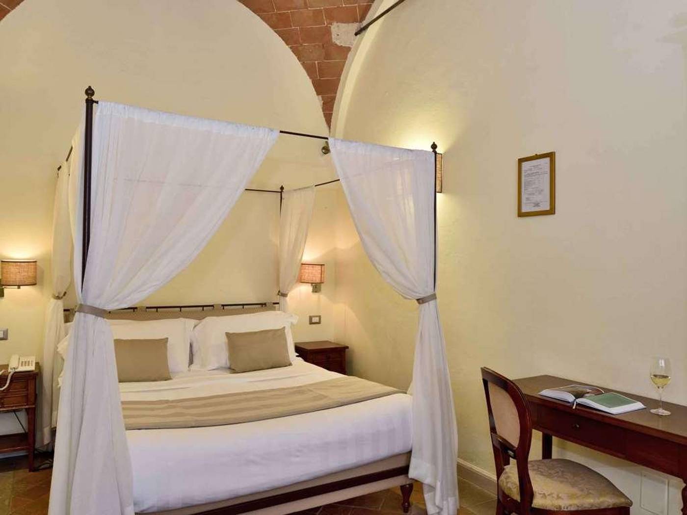 Hotel-Borgo-San-Luigi-Room-31