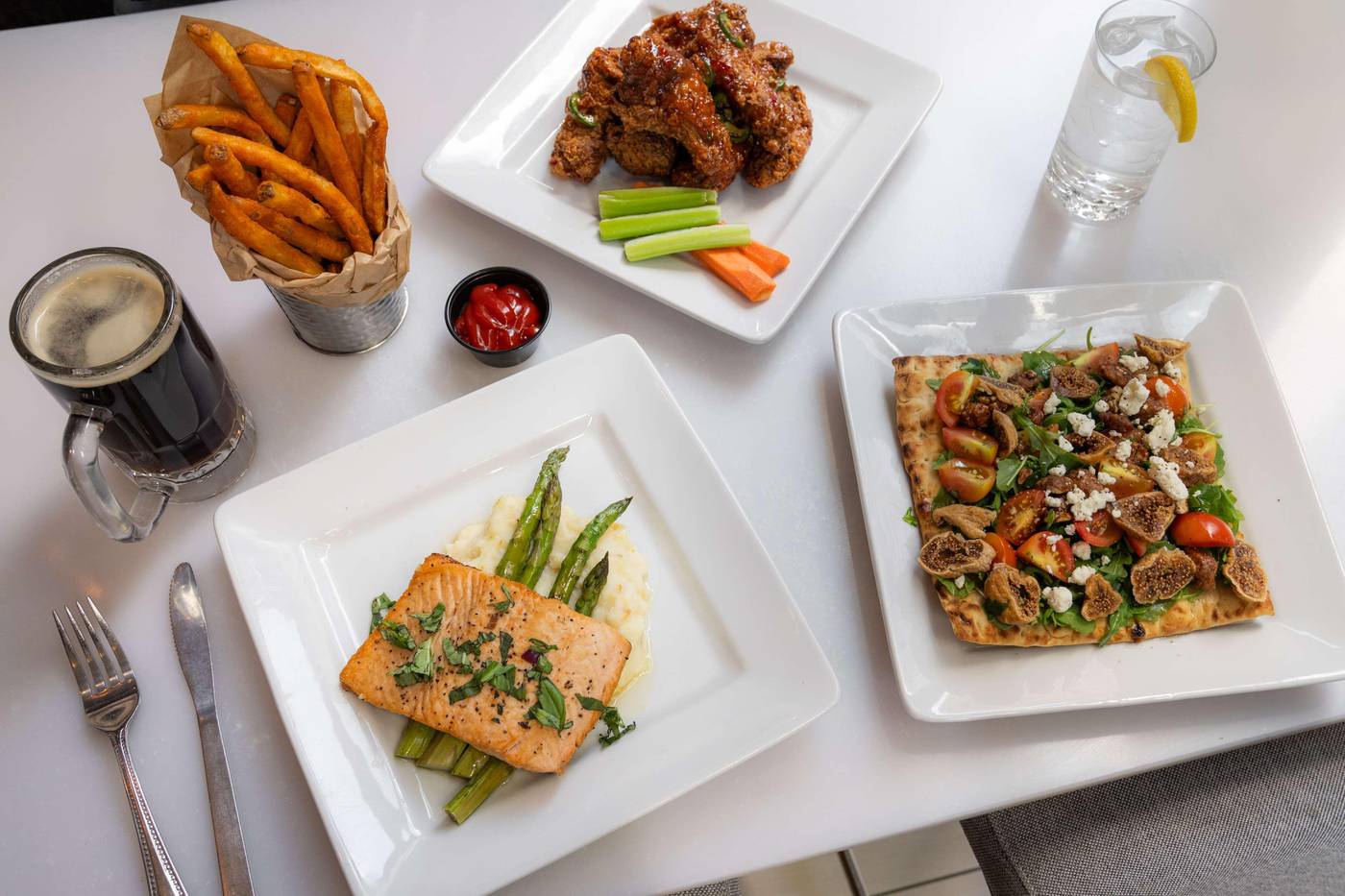 Embassy-Suites-by-Hilton-New-York-Manhattan-Times-Sq-Restaurant-60