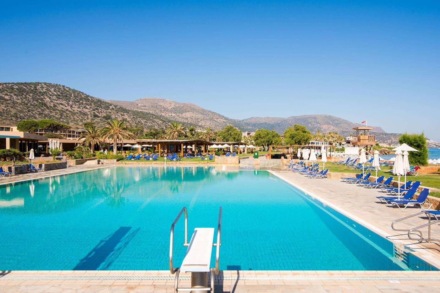 Kernos-Beach-Pool-7