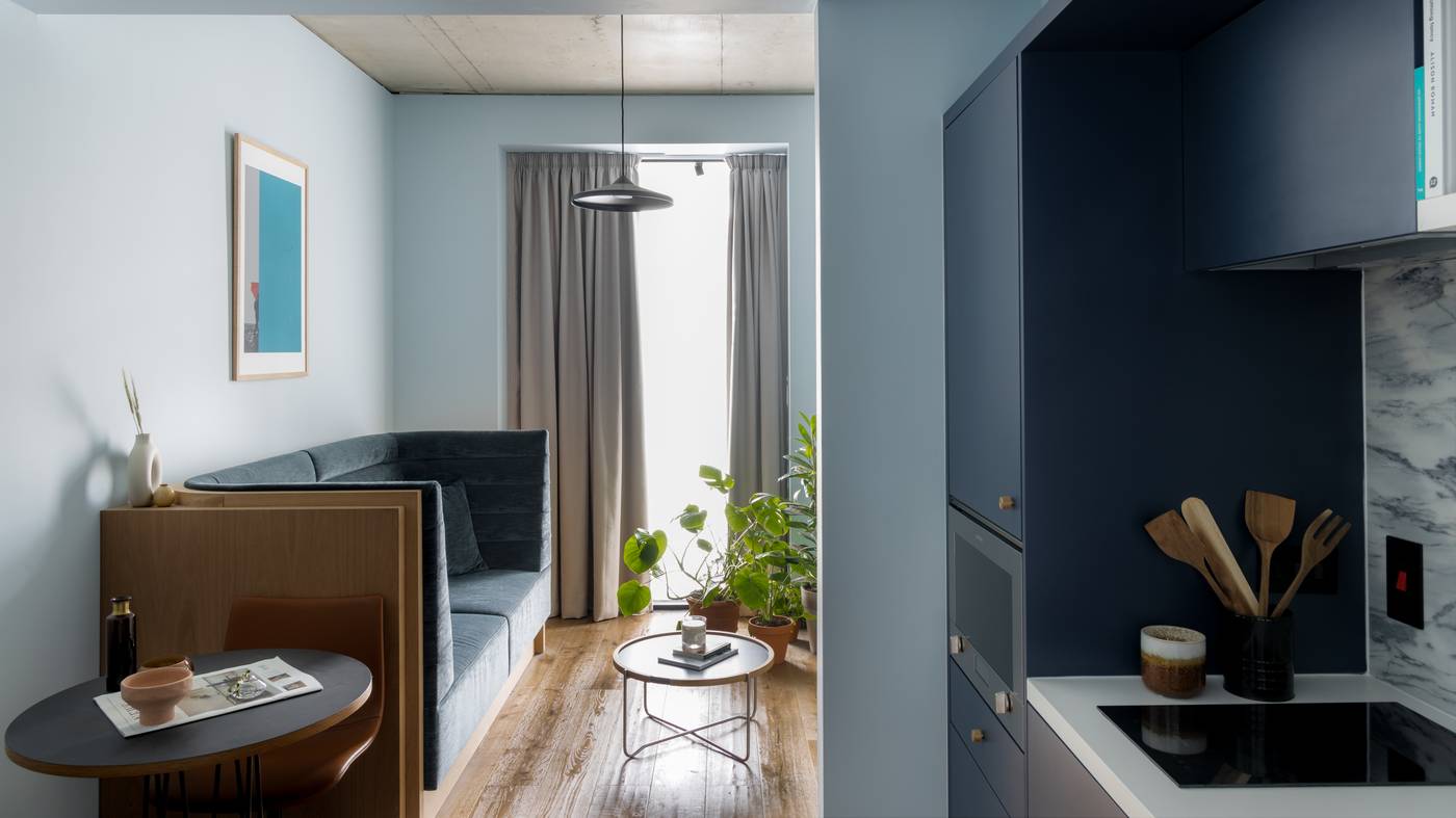 Beckett-Locke--North-Docks-Room-22