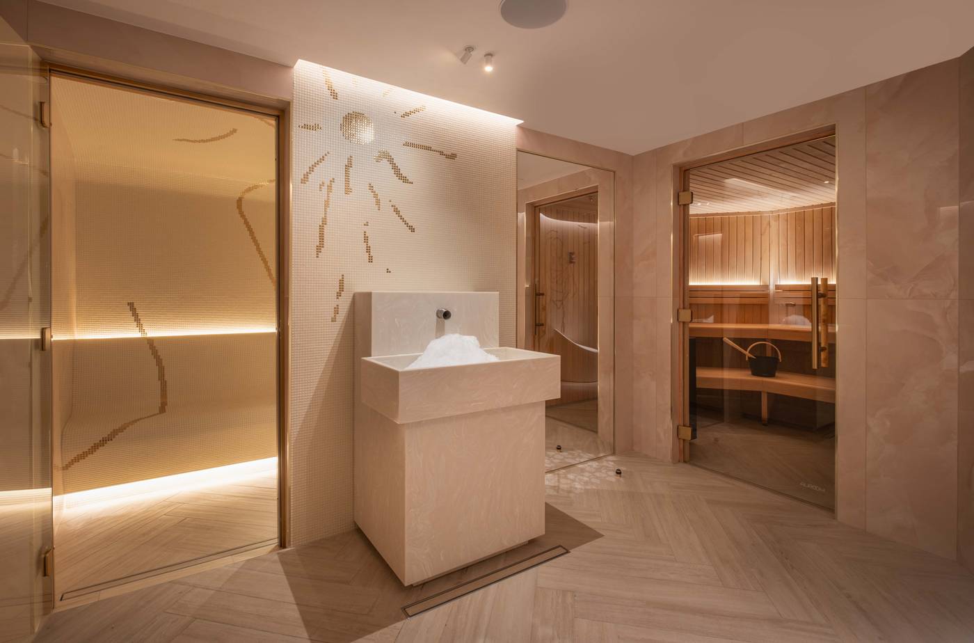 Hotel-Elysia-By-Inwood-Hotels-Pool-67