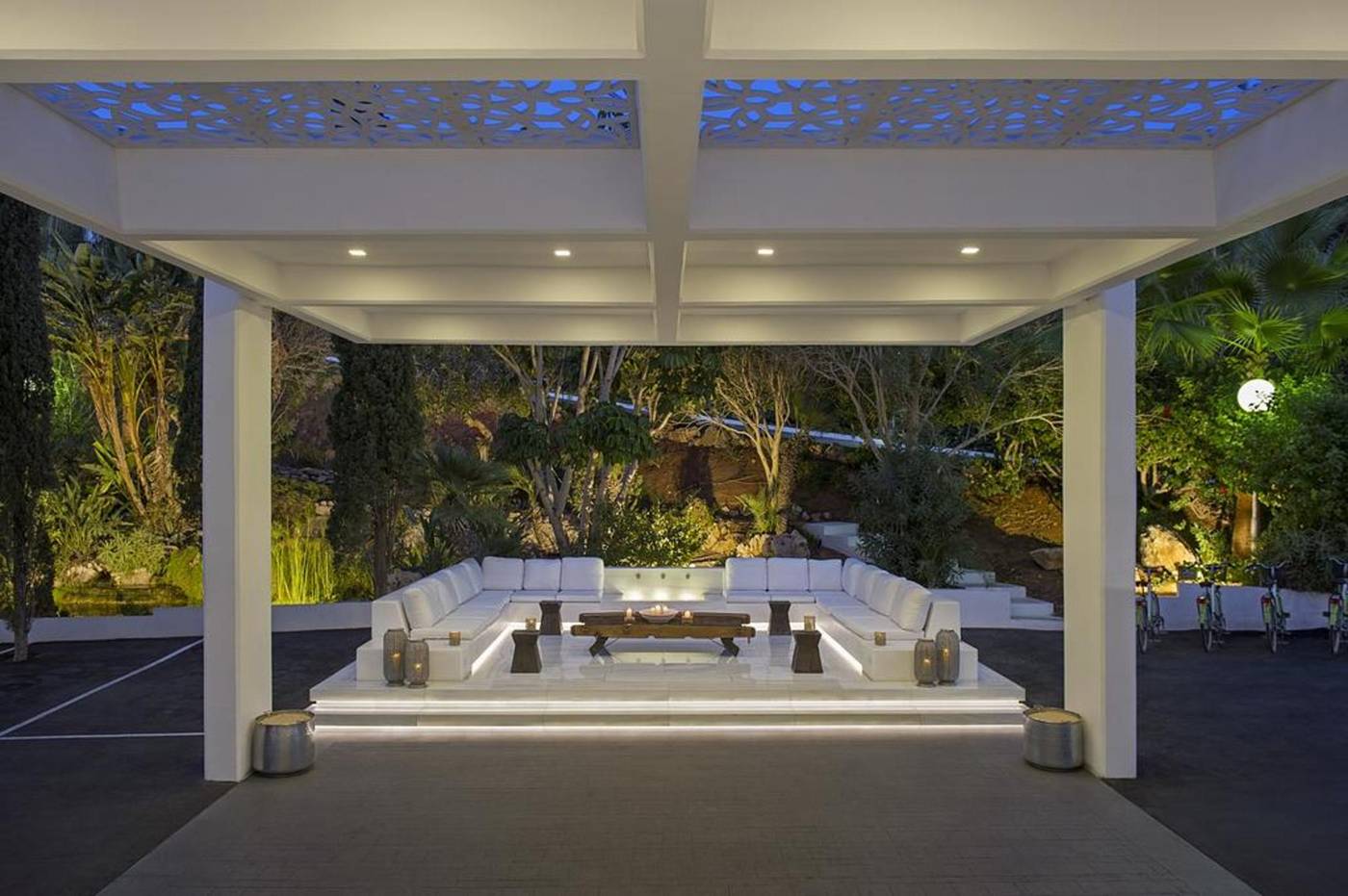 Grecian-Sands-Hotel-Lobby-14