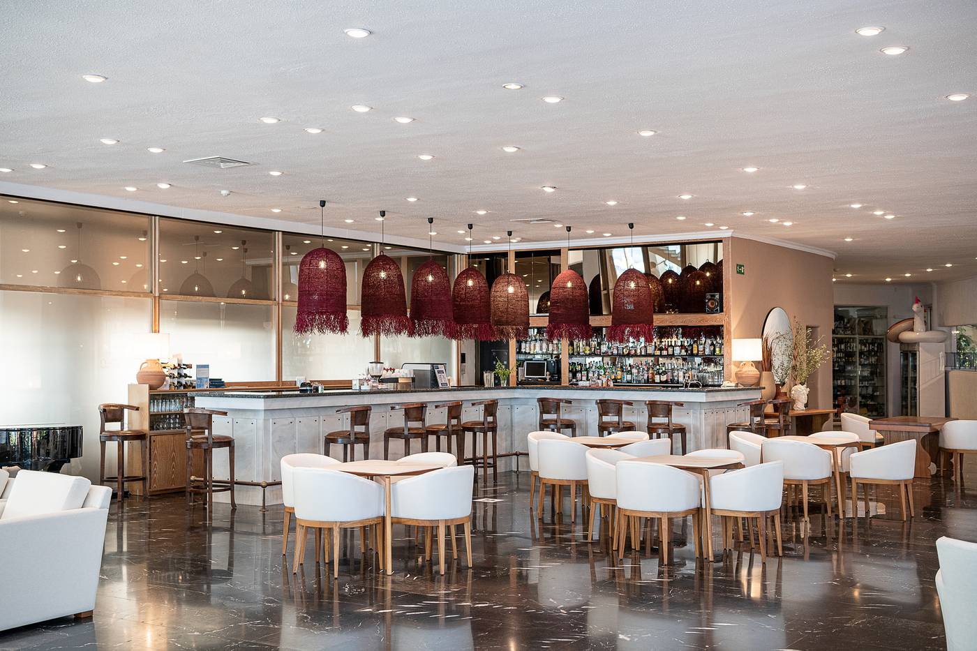 Panorama-Bar-50