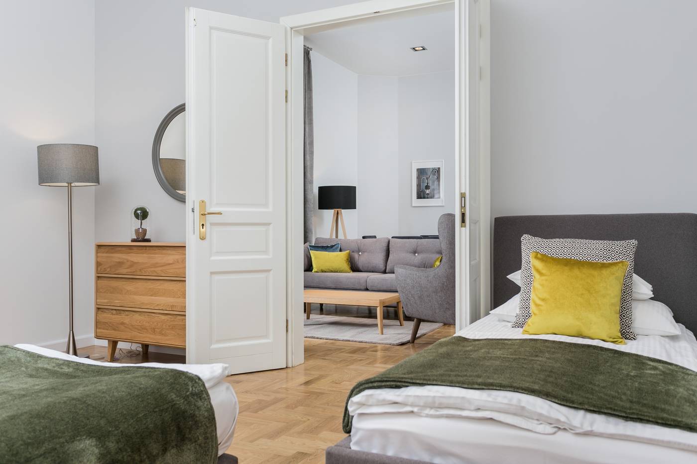 Venetian-House-Market-Square-Aparthotel-Room-32