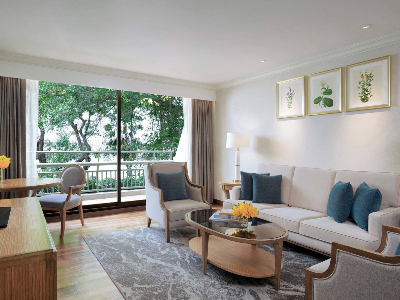 Movenpick-BDMS-Wellness-Resort-Bangkok-Room-14