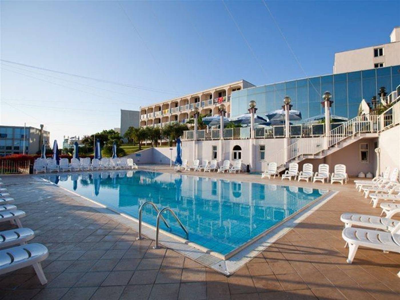 Hotel-Istra-Plava-Laguna-Pool-2