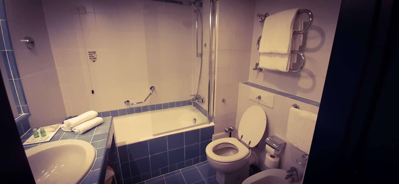 Hotel-Blaise---Francis-Room-44