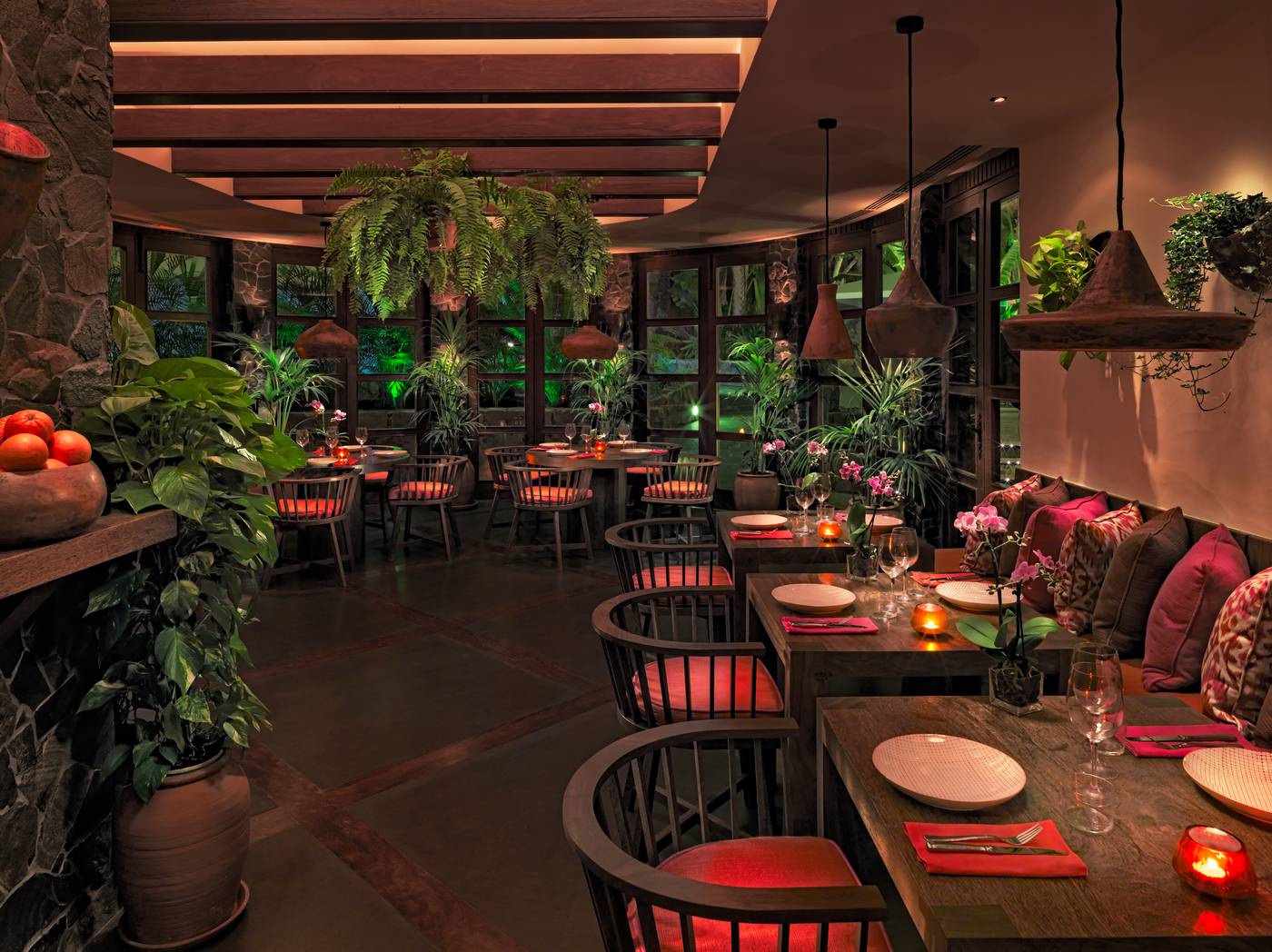 Seaside-Palm-Beach-Restaurant-49