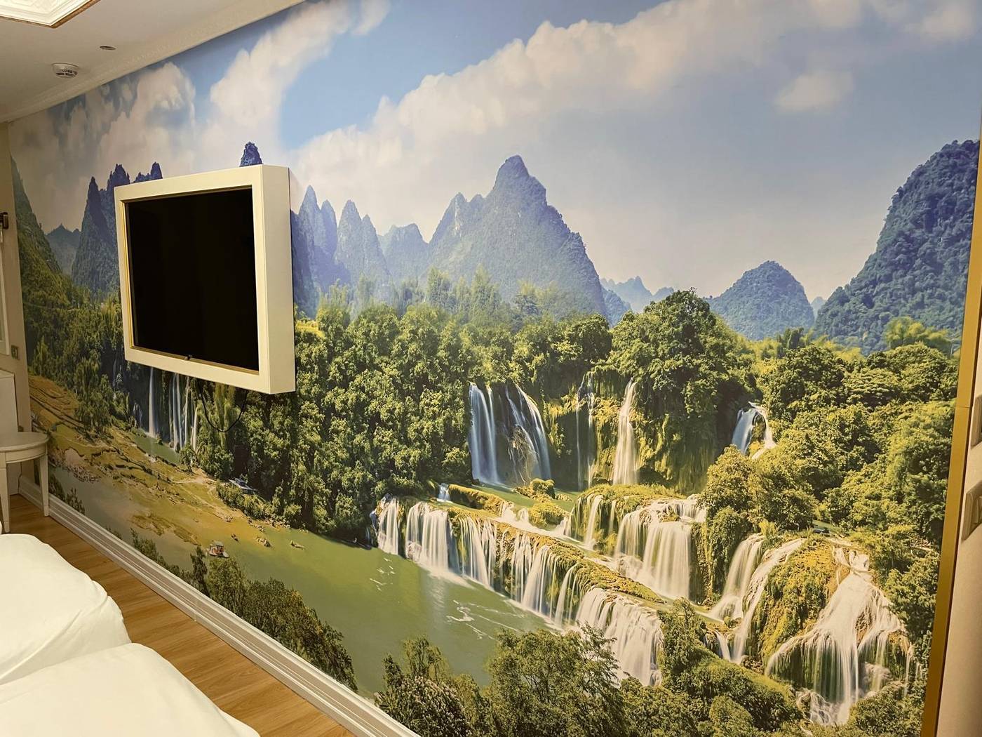 Grand-Naki-Hotel-Room-34