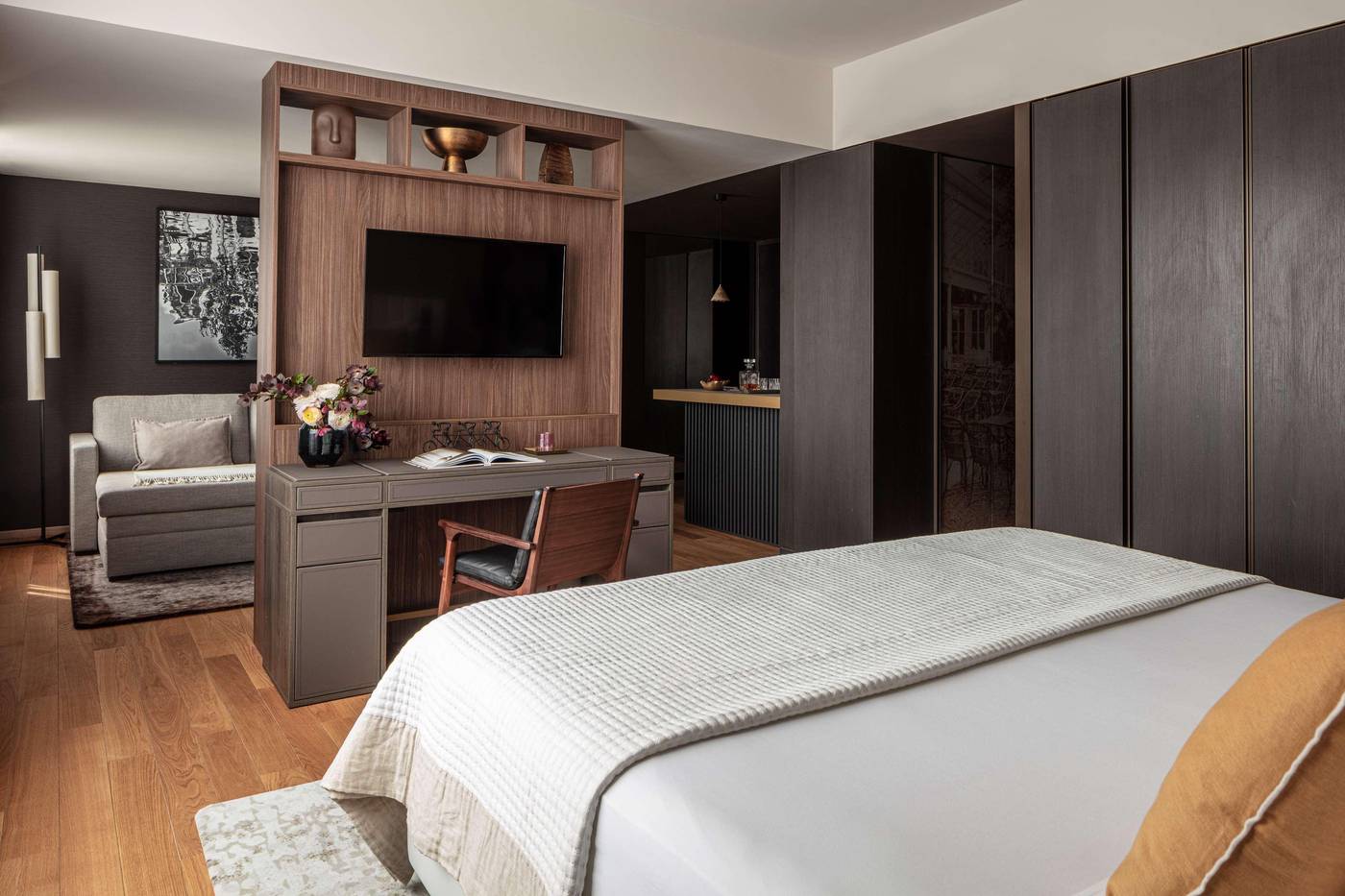Anantara-Grand-Hotel-Krasnapolsky-Amsterdam-Room-35