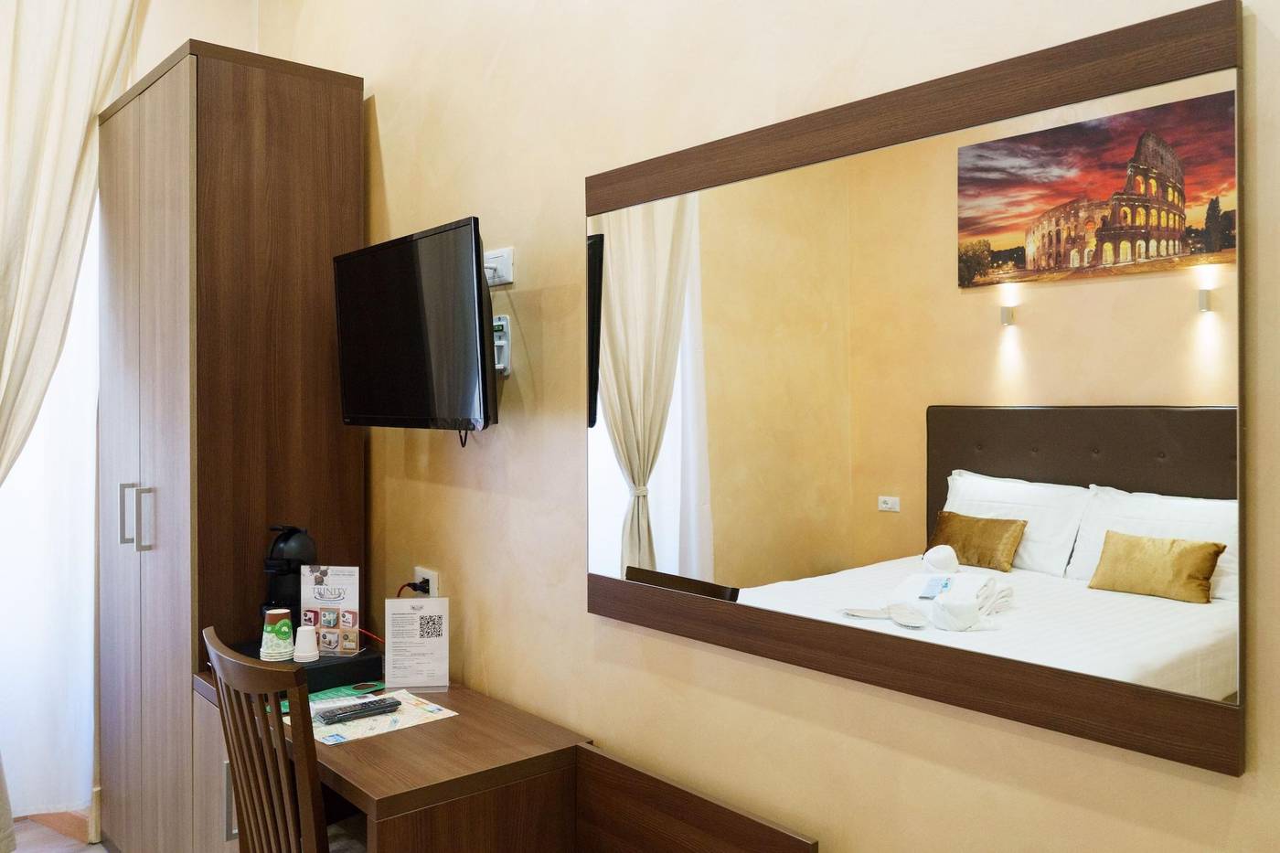 Trinity-Luxury-Rooms-Room-2