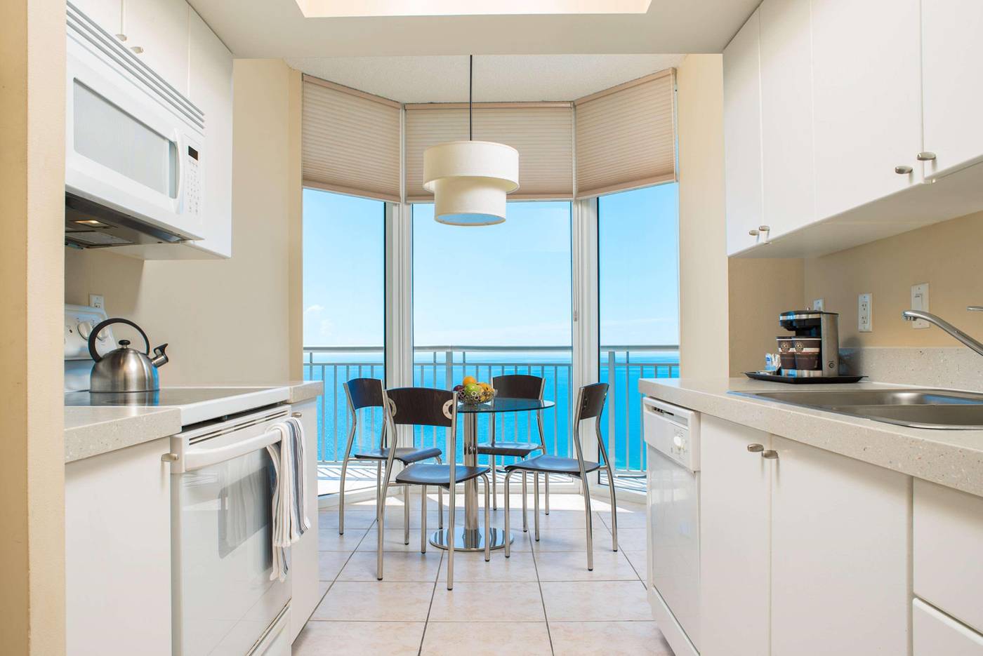 DoubleTree Resort & Spa by Hilton Ocean Point-N. M - United States - SUNNY ISLES BEACH - Room - 2