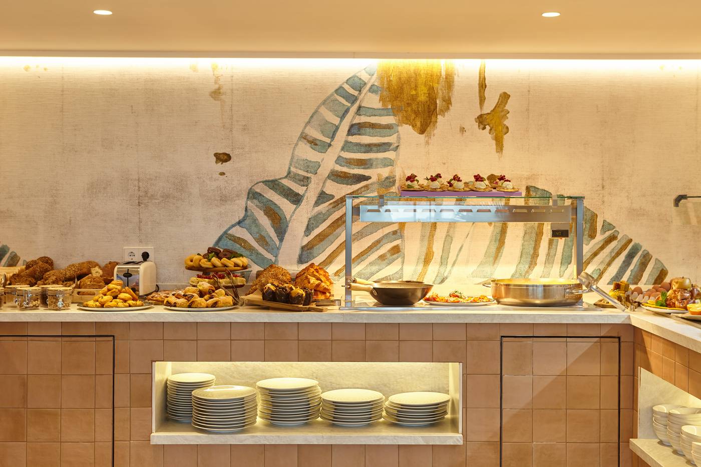 Marina-Palace-Prestige-by-Intercorp-Hotel-Group-Restaurant-58