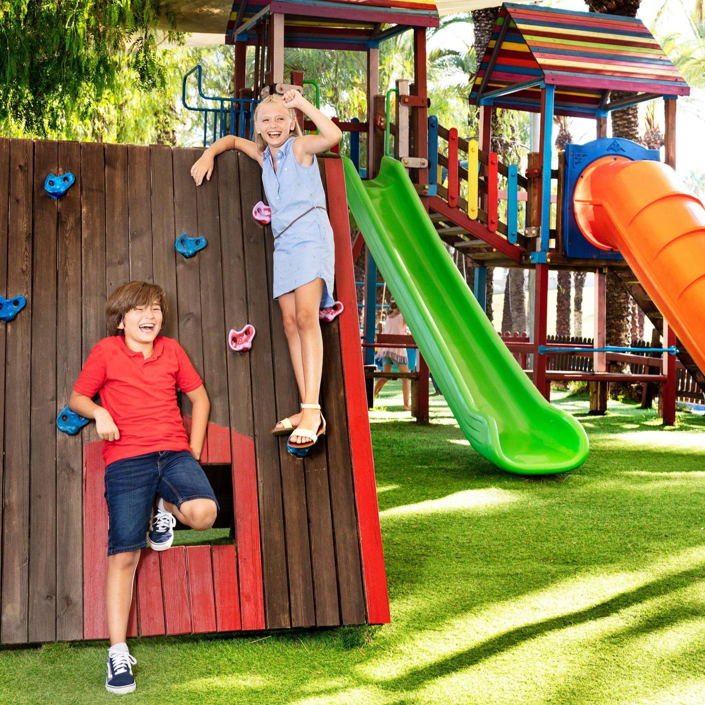 Seven-Seas-Hotel-Blue-Sports-and-Entertainment-85