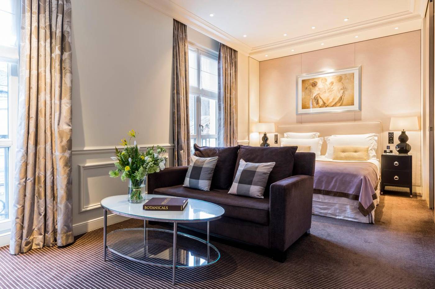 Grand-Hotel-Du-Palais-Royal-Room-23