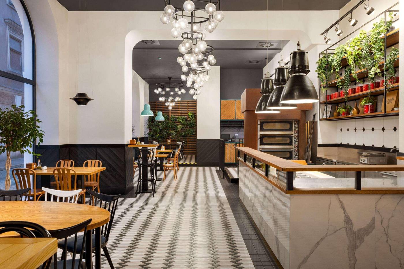 Wyndham-Grand-Krakow-Old-Town-Restaurant-43