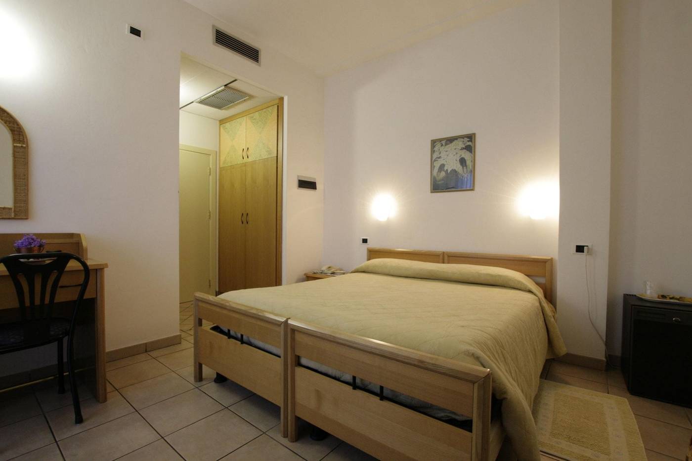 Hotel-La-Pergola-Room-16
