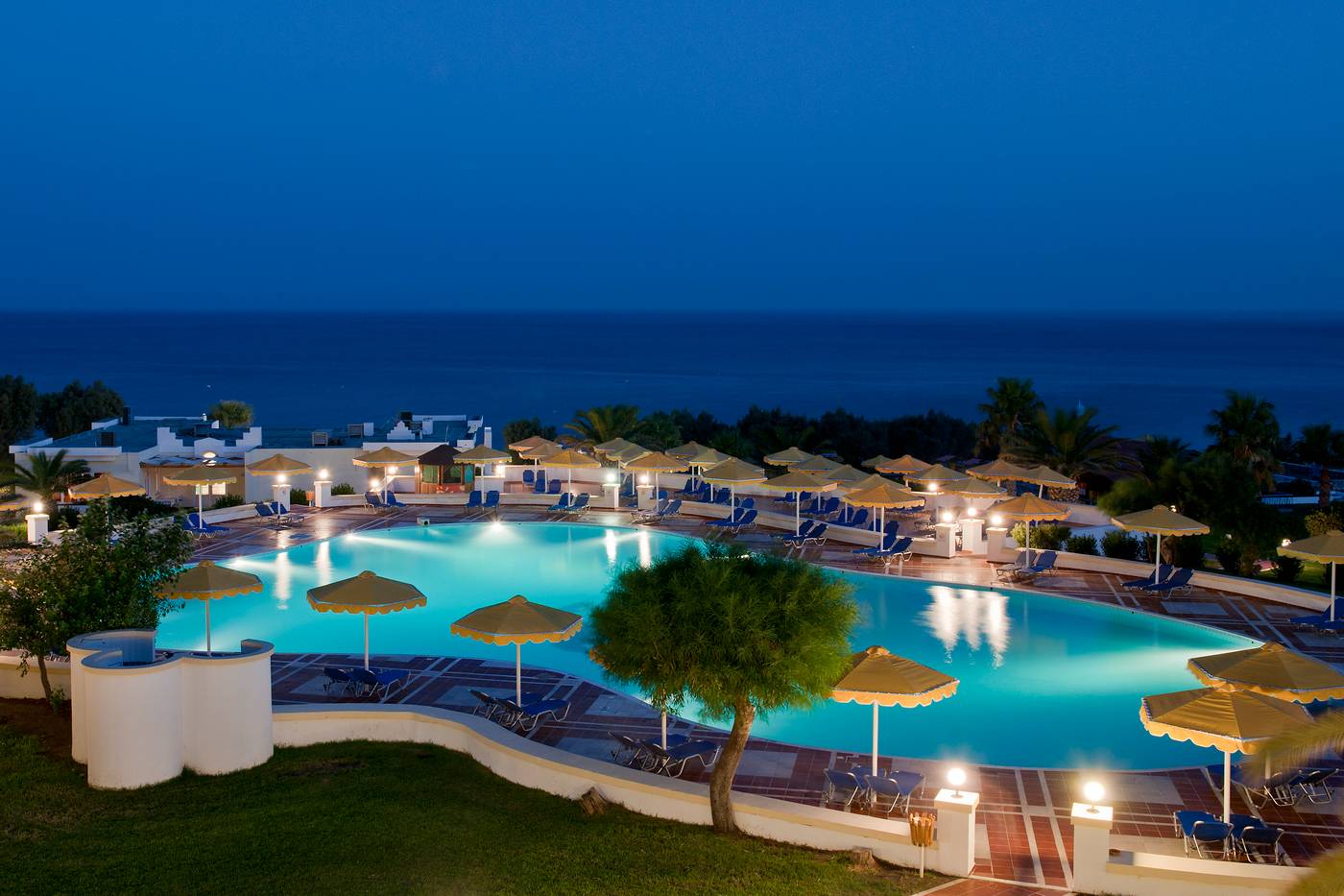 Mitsis-Norida-Beach-Pool-2