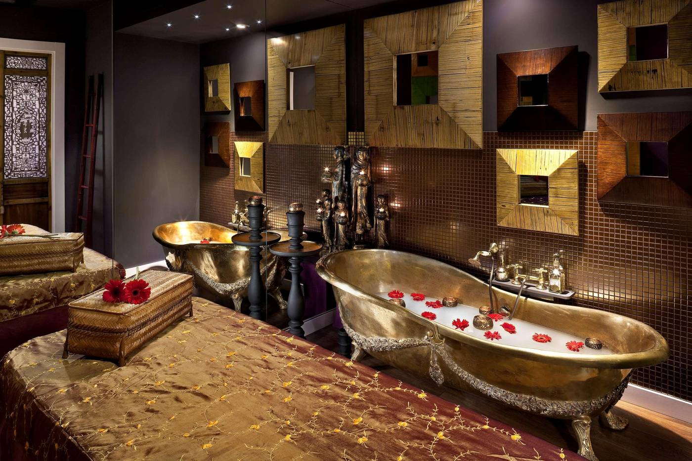 F-nix-Gran-Melia-Sports-and-Entertainment-63