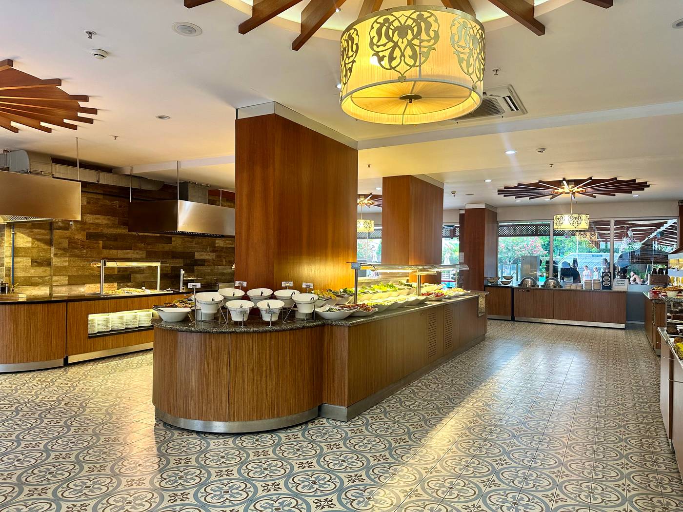 Blue-Wave-Suite-Hotel-Restaurant-13