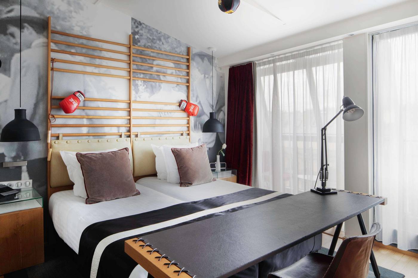 Le-123-Sebastopol-Astotel-Room-14