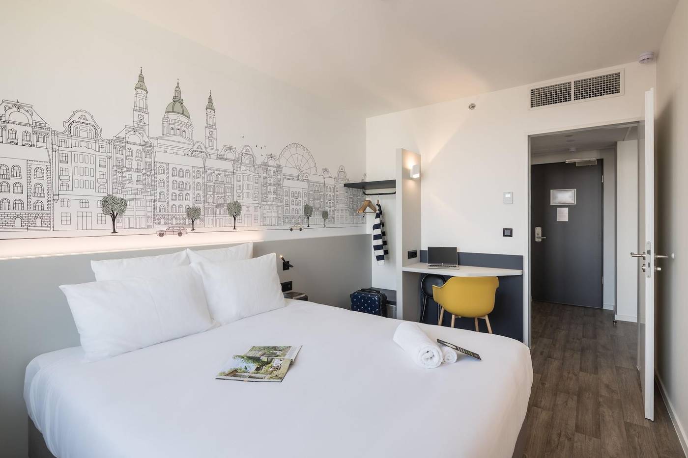 B-B-Hotel-Budapest-City-Room-15