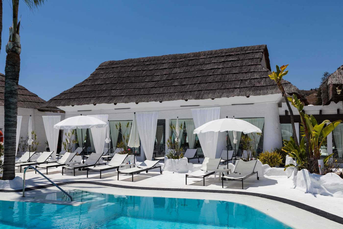 Albayzin-del-Mar-Pool-12