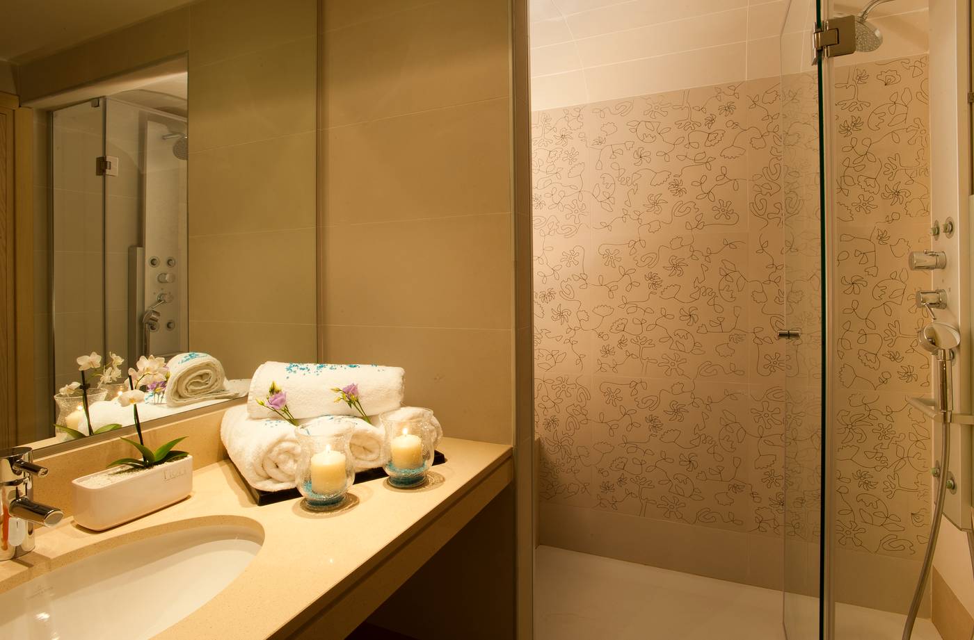 Castello-Boutique-Resort-and-Spa---Adult-Only-Room-42