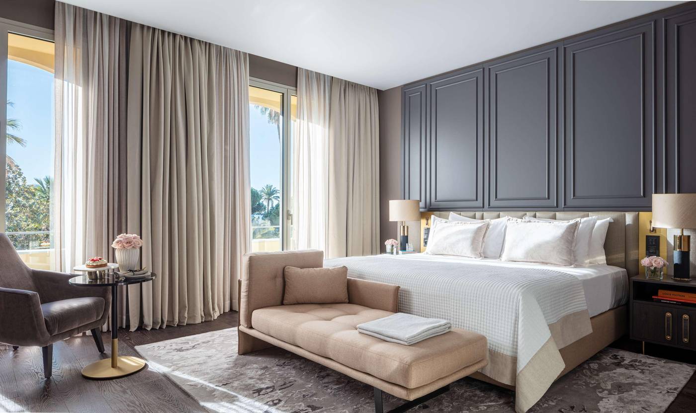 Anantara-Plaza-Nice-Hotel-Room-13