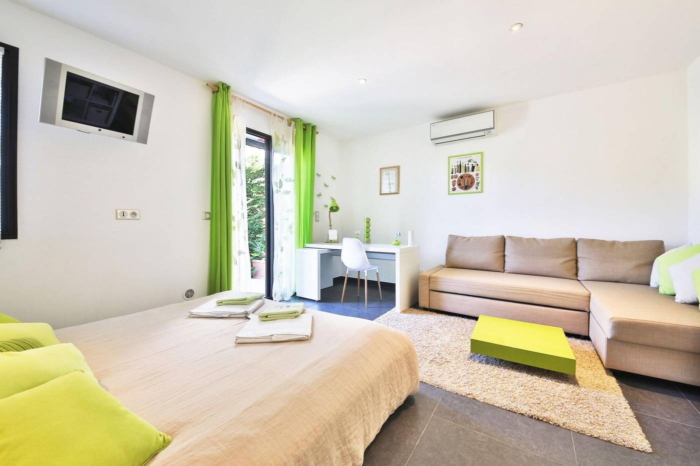 La-Villa-Louancelie-Room-20