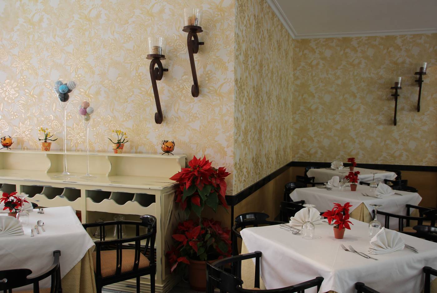 Marola-Park-Apartmentos-Restaurant-18