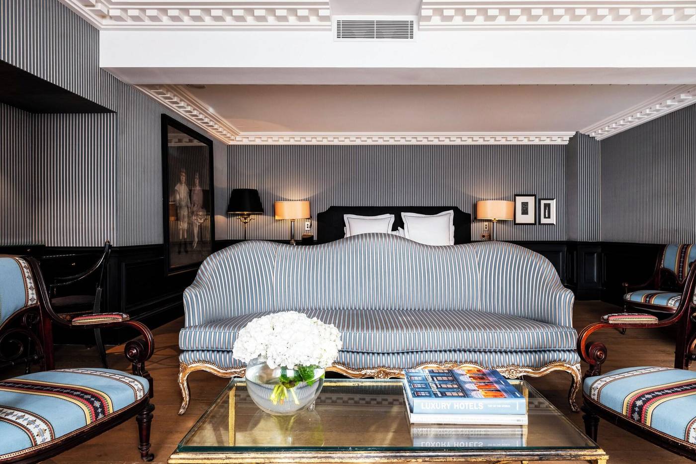 Hotel-de-Berri-Champs-Elysees--a-Luxury-Collection-Hotel--Paris-Room-61