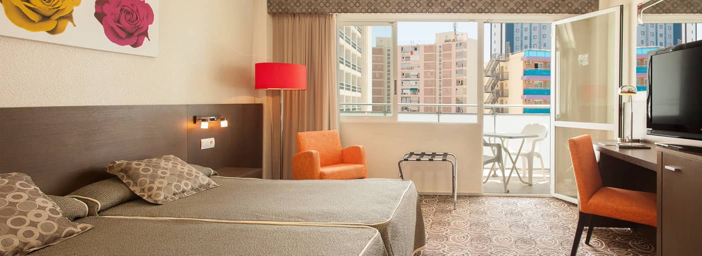 RH-Royal-Only-Adults-Room-10