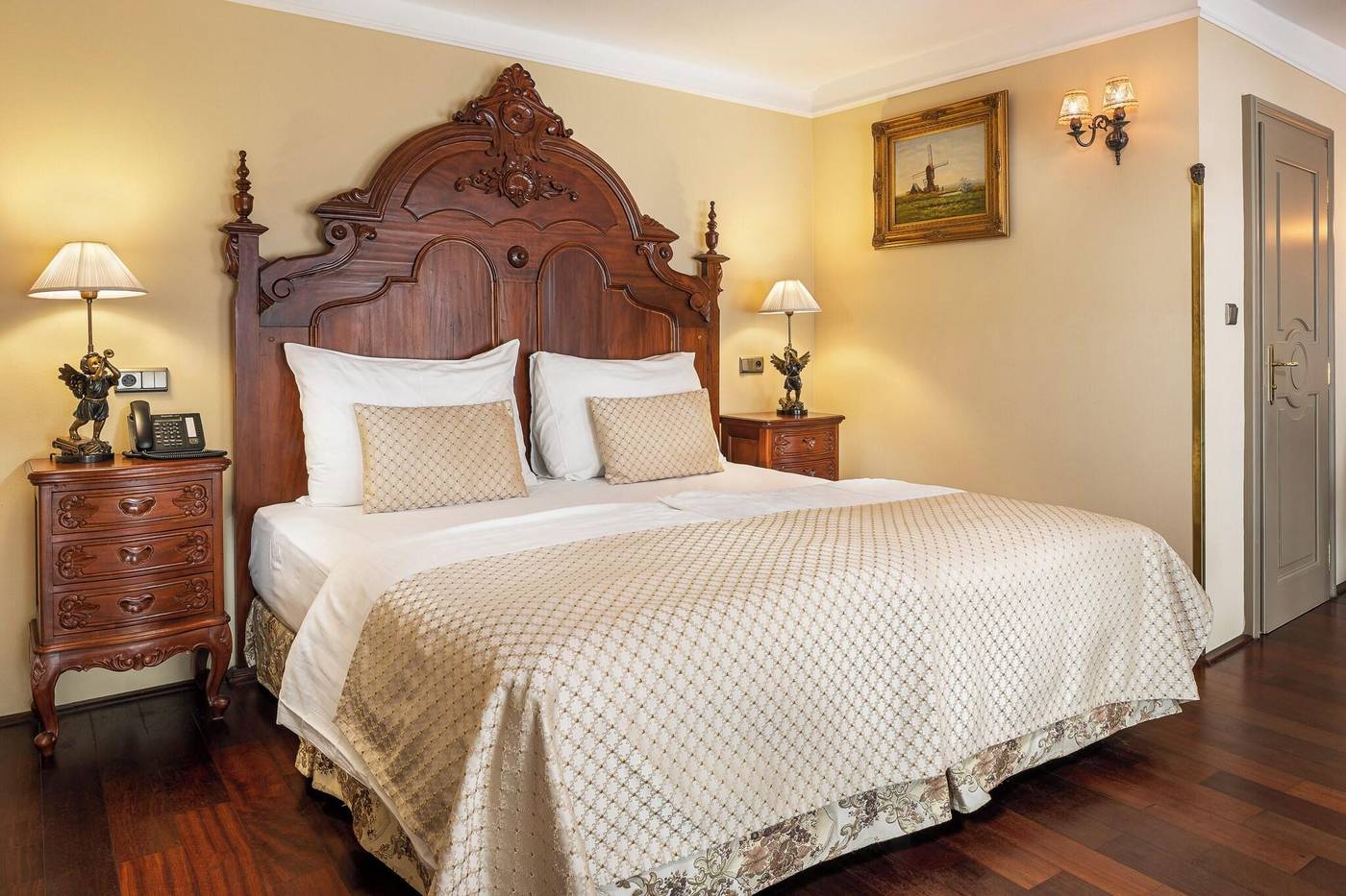 Iron-Gate-Hotel---Suites-Prague-by-BHG-Room-31