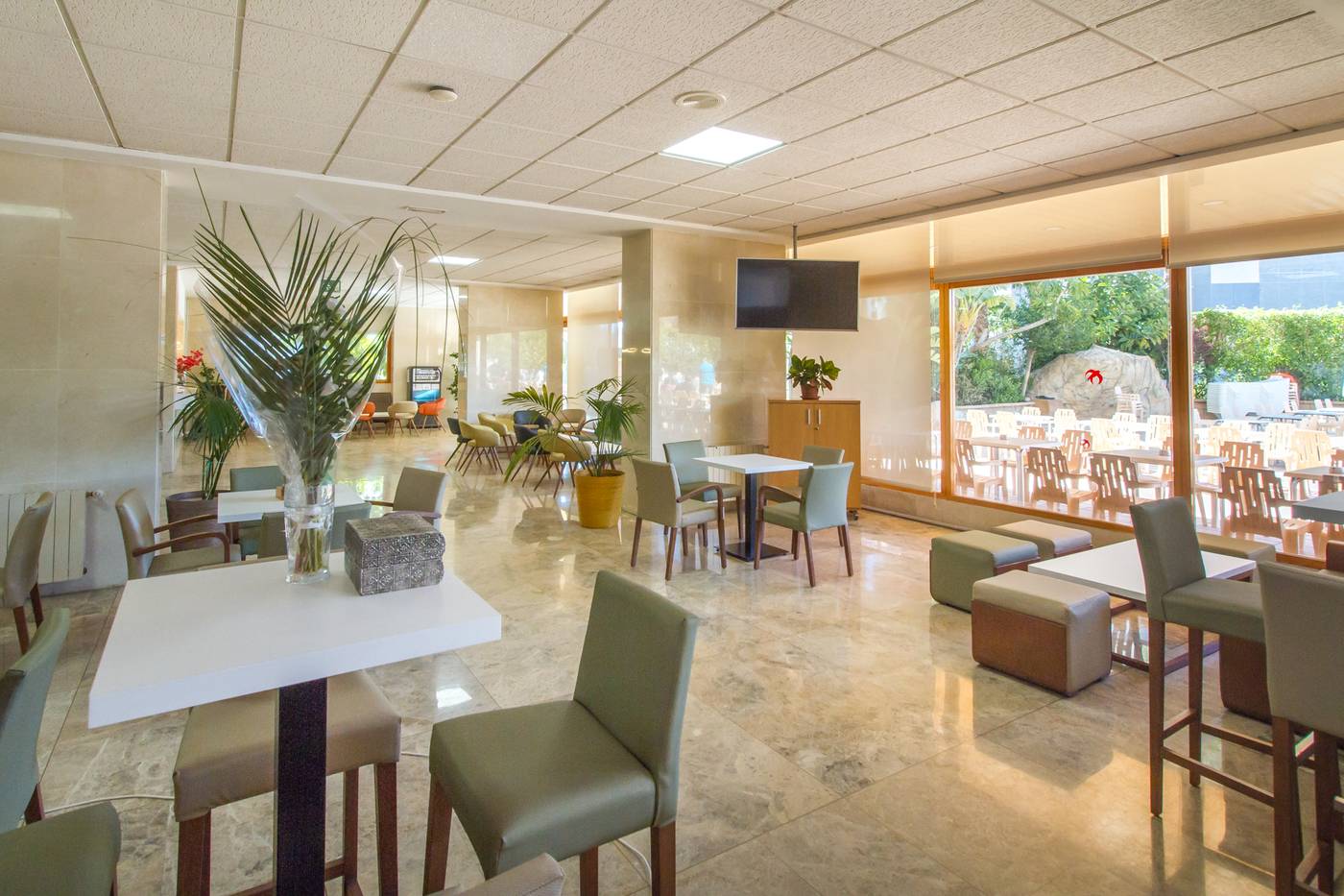 La-Era-Park-Apartments-Lobby-20