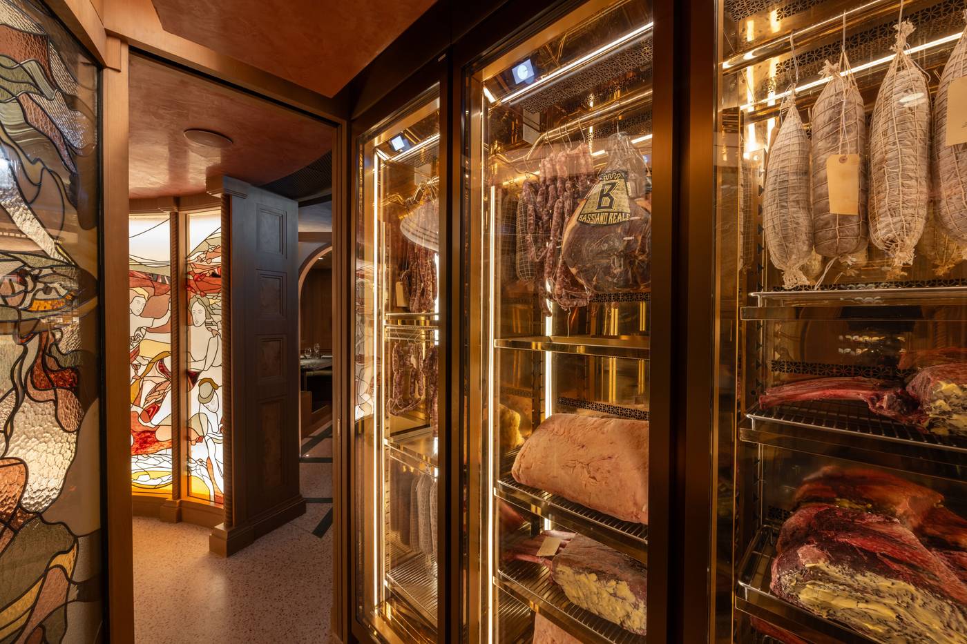 Mondrian-Hong-Kong-Restaurant-13