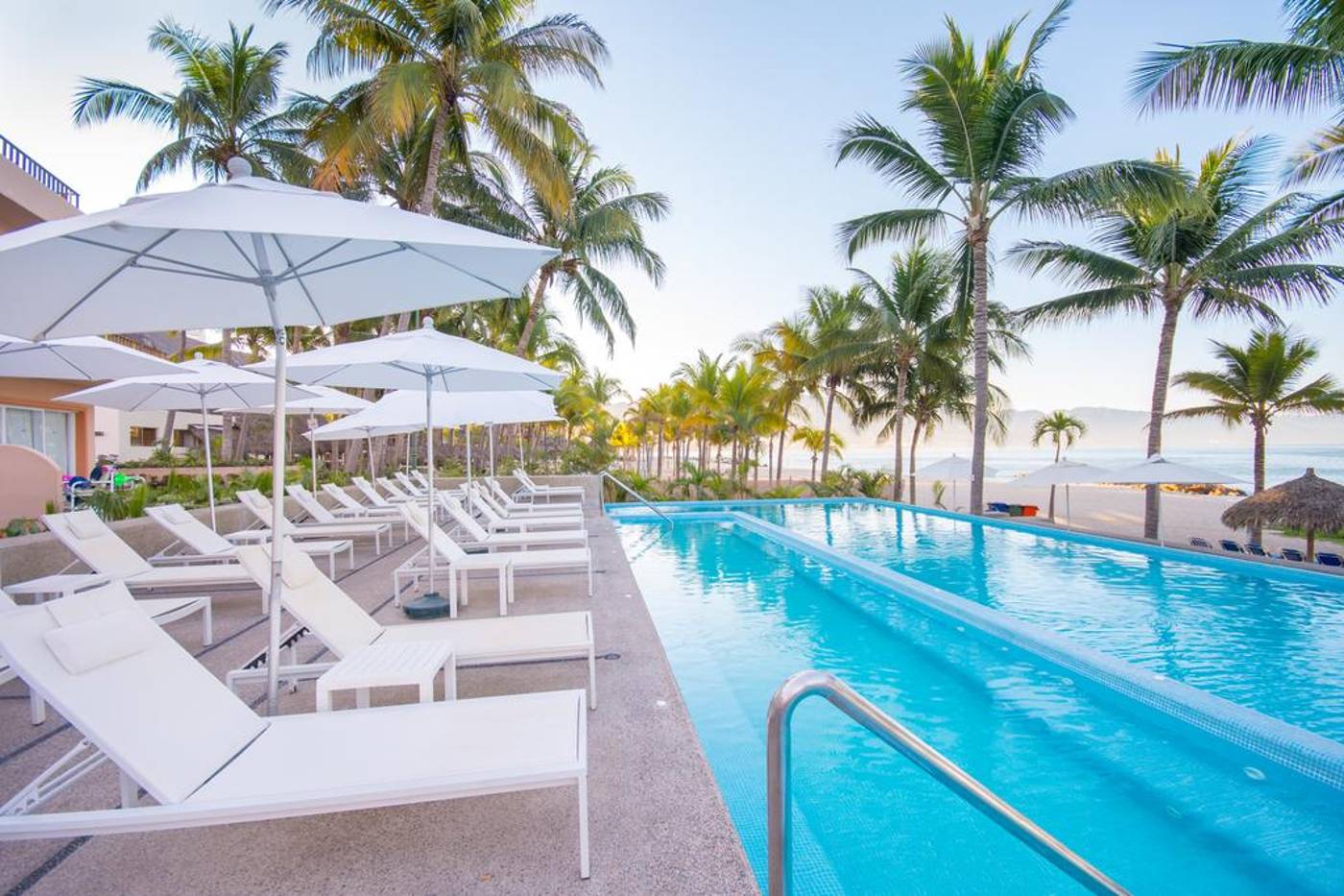 Friendly Puerto Vallarta Beach Resort & Spa