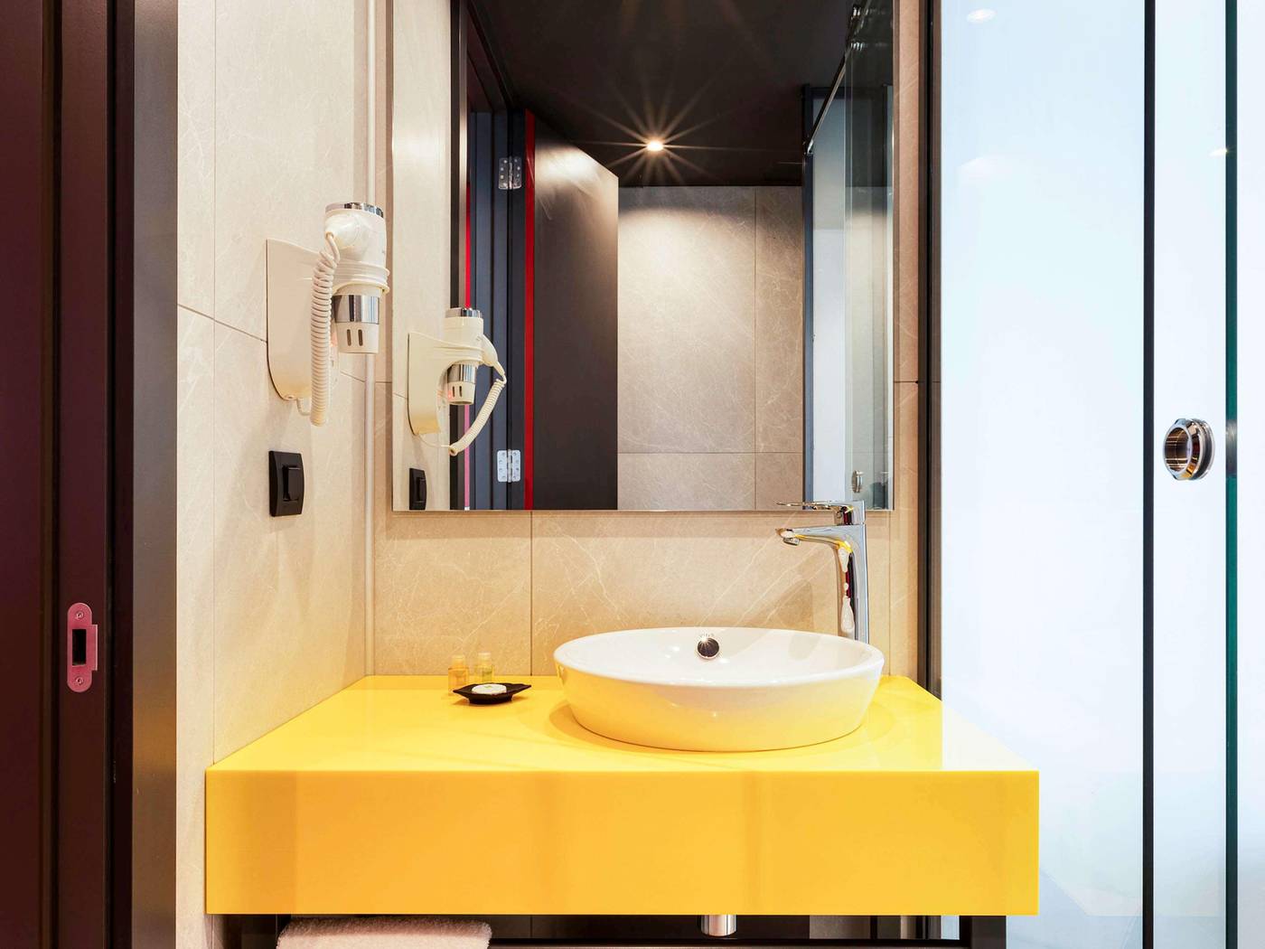 ibis-Styles-Istanbul-Merter-Room-30