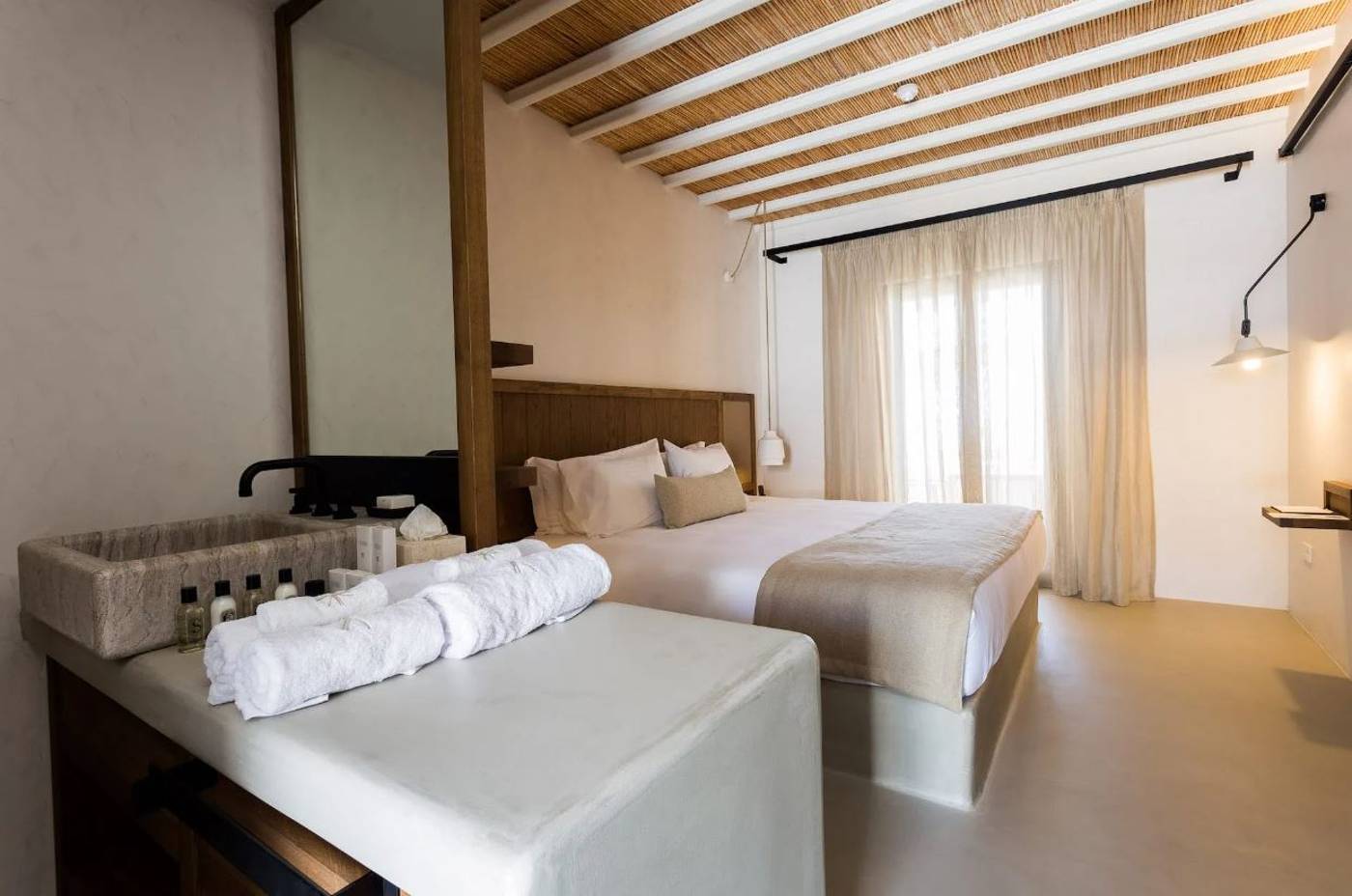 Branco-Mykonos-Room-35