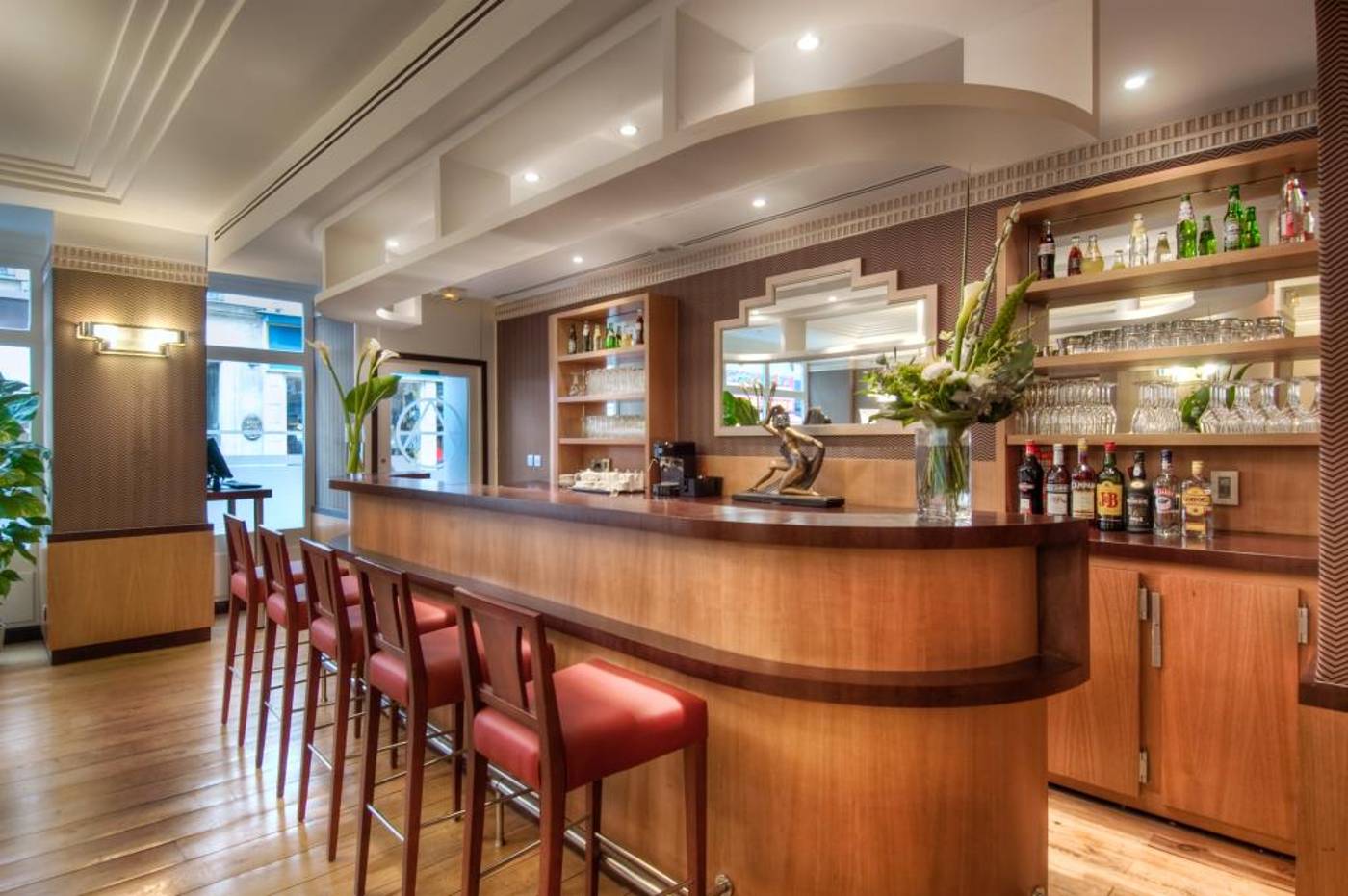 Hotel-Opera-d-Antin-Lobby-11