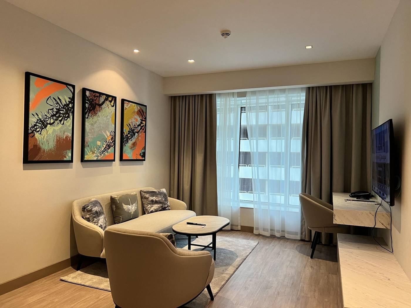 Iberotel-Emirates-Grand-Room-20