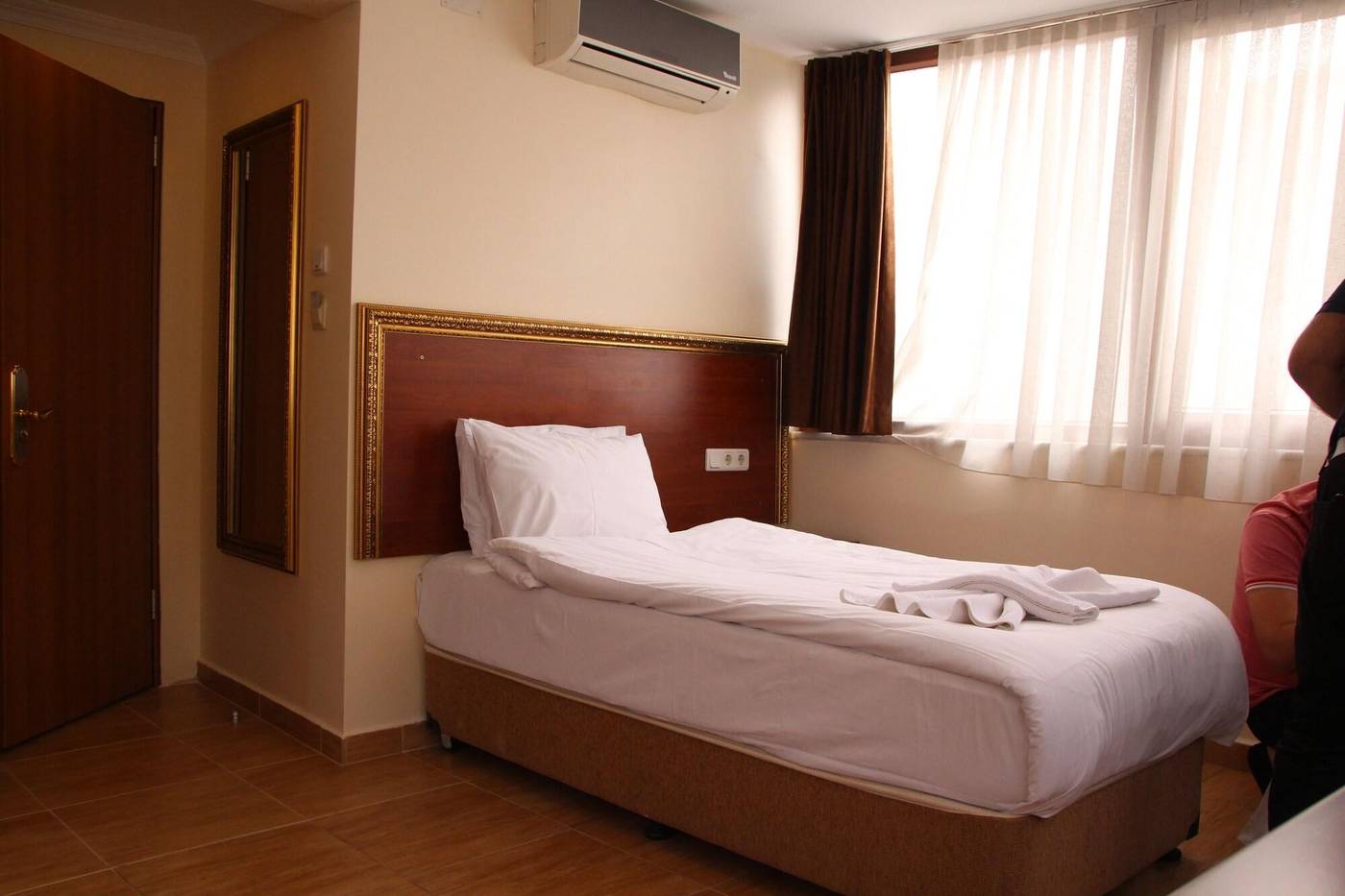 Hotel Rio-Turkey-ISTANBUL-Room-4