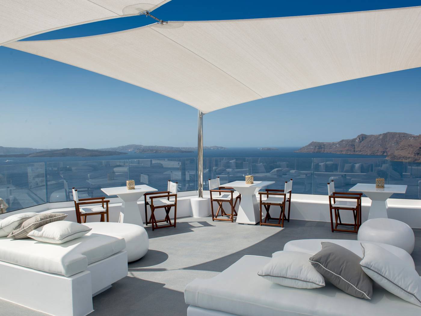 Canaves-Sunday-Terrace-42