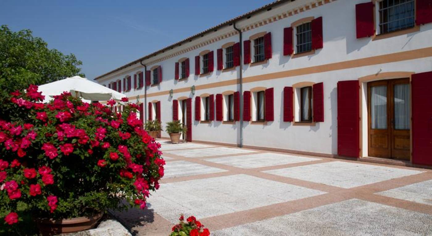 Ca-Tessera-Park-Resort-Terrace-30