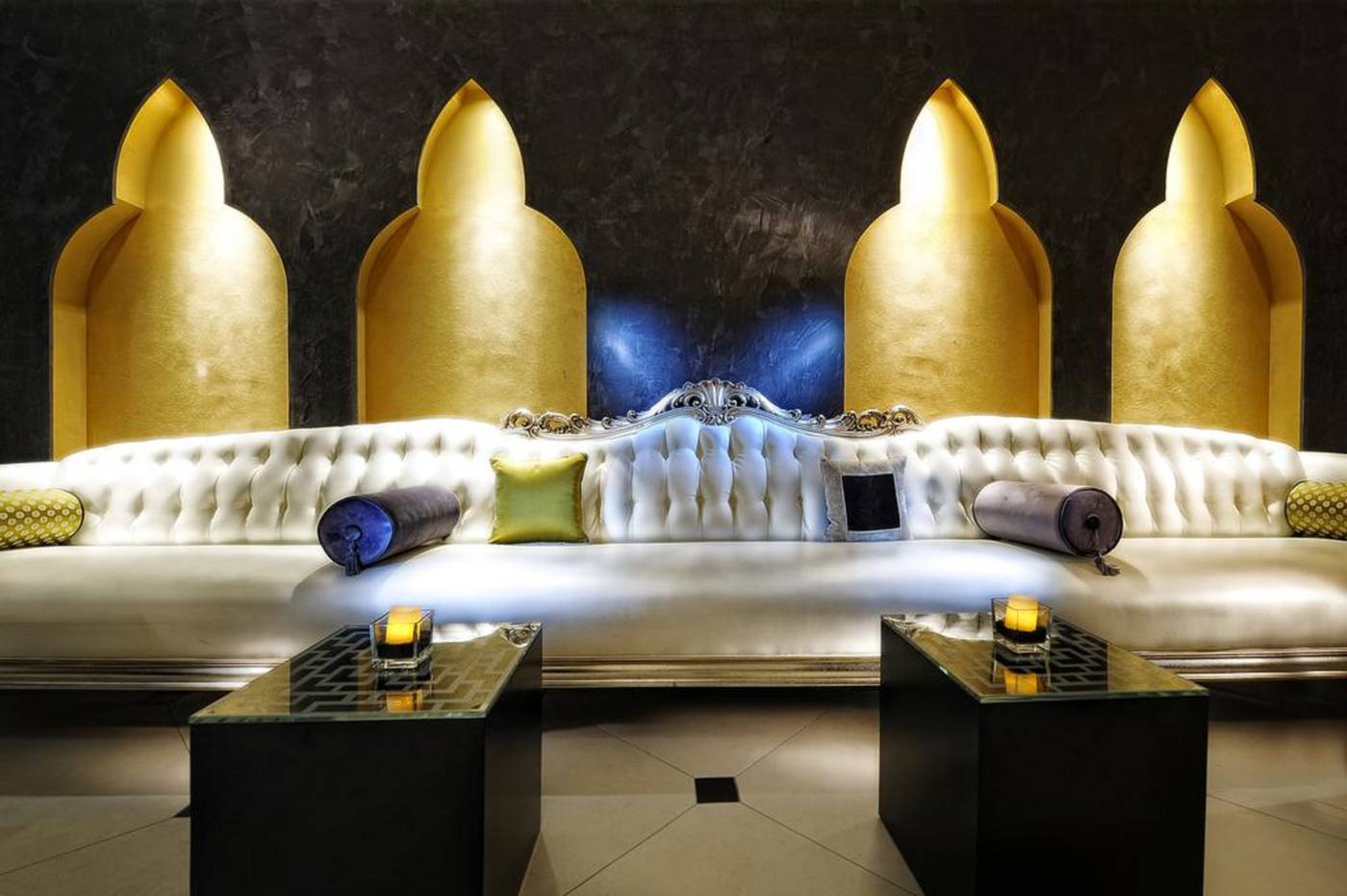 Carnival-Palace-Bar-70