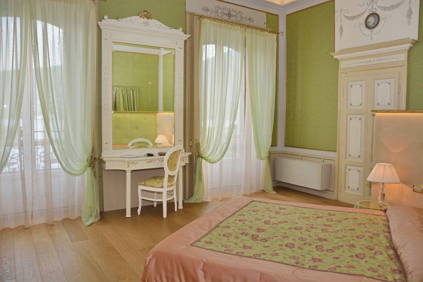 Grand Cadenabbia-Italy-Cadenabbia -General view-9