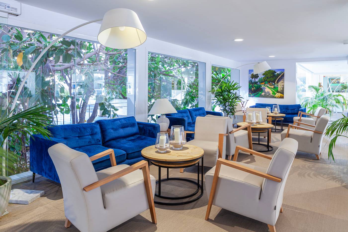 Hotel-Alay---Adults-Only-Lobby-64