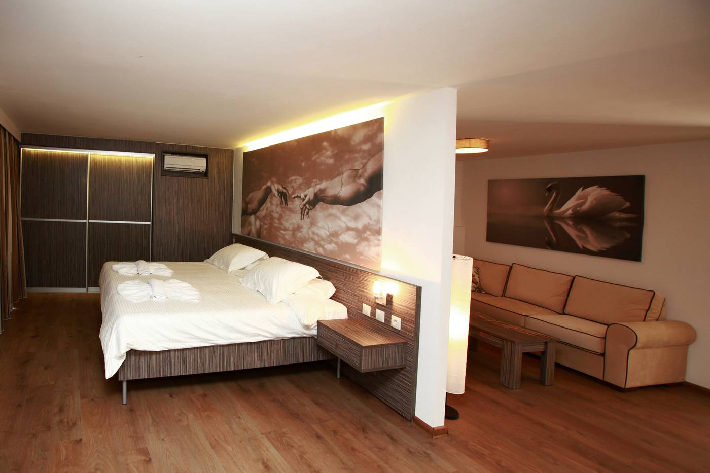 Katrin-Suites---Adults-Only-Room-10