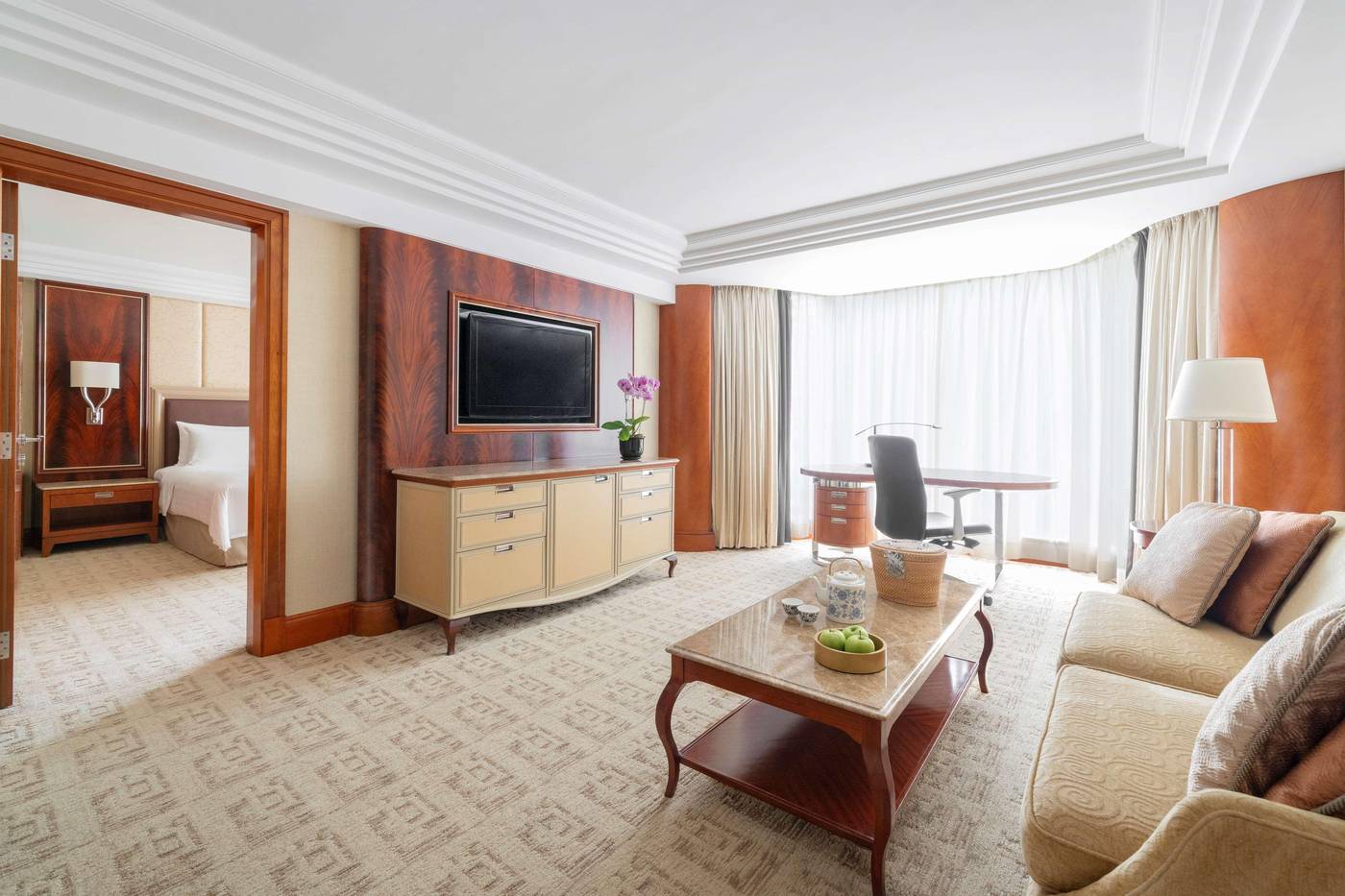 Kowloon-Shangri-La-Hong-Kong-Room-5